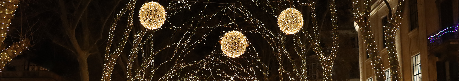 Foldable LED Commercial Spheres