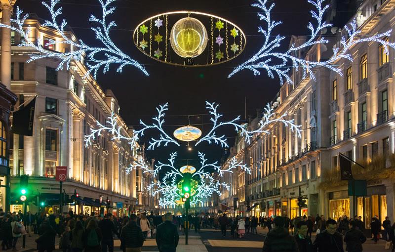 Municipal Christmas Decorations A Win Win For Everyone