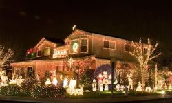 How to Win Your Community's Christmas Lighting Contest